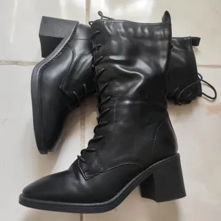 بوت اورجینال