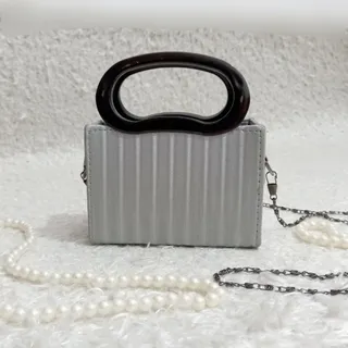 کیف مینیمال سه بعدی