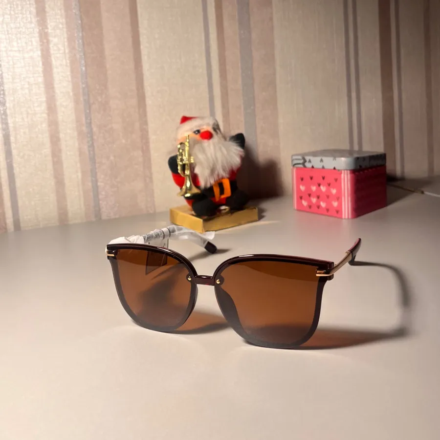 عینک آفتابی