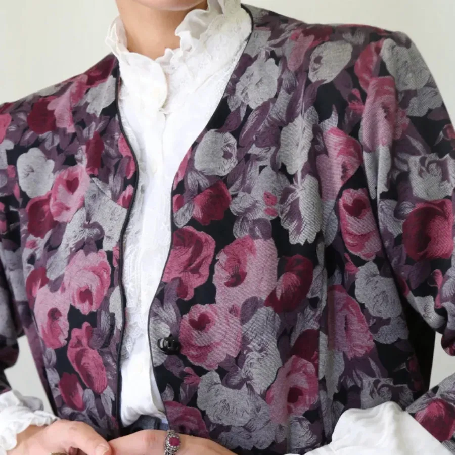 لباس کت و شلوار و پیراهن