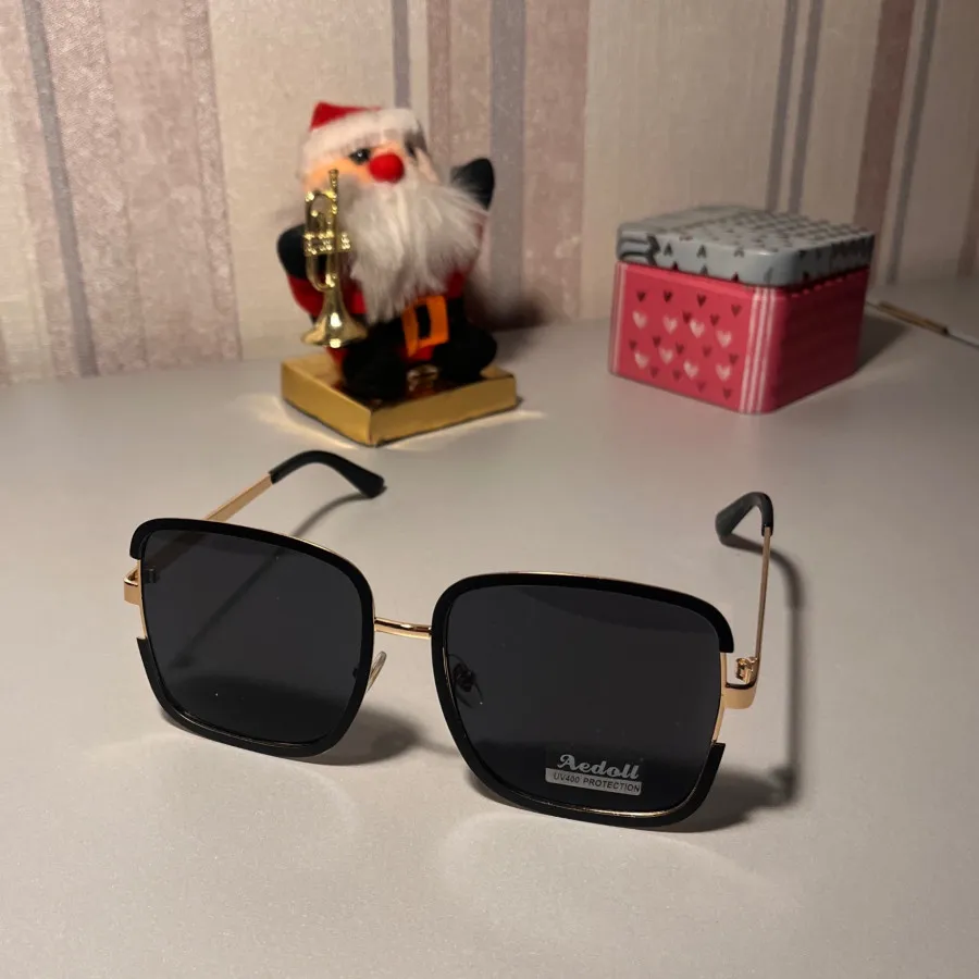 عینک آفتابی