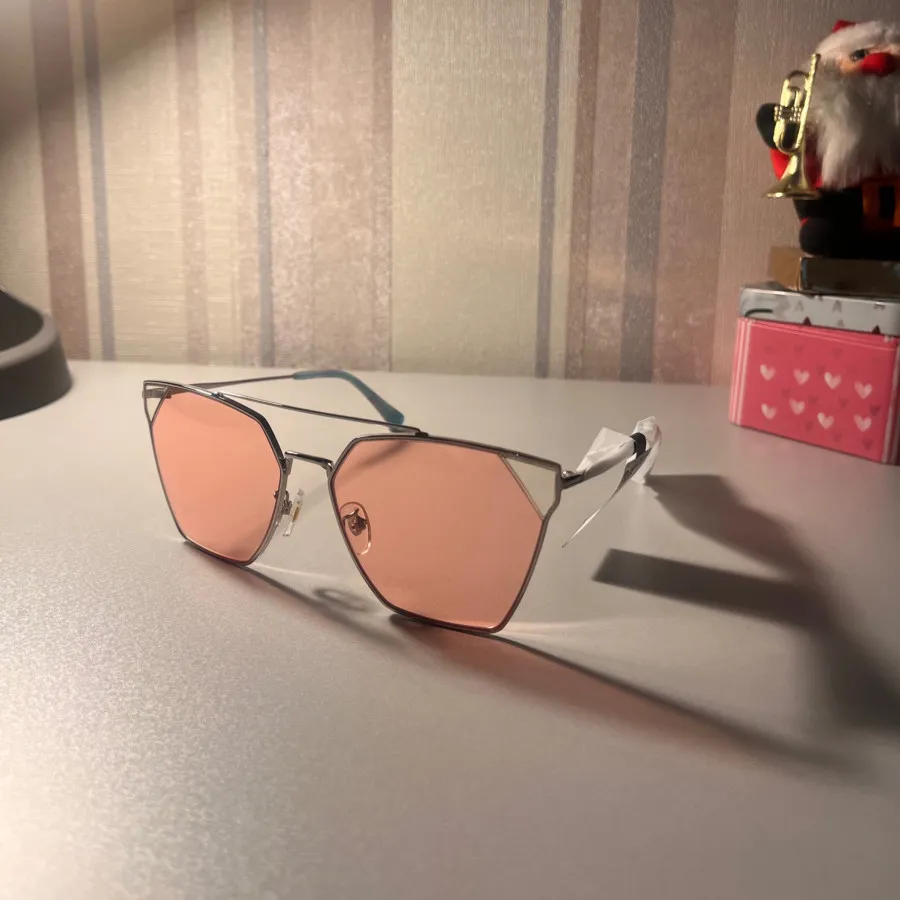 عینک آفتابی