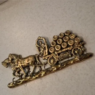 جا کلیدی دیواری