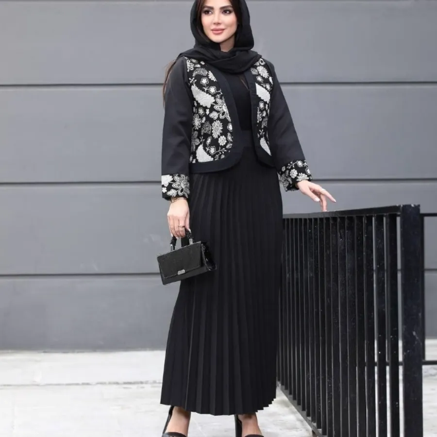 کت دامن پلیسه