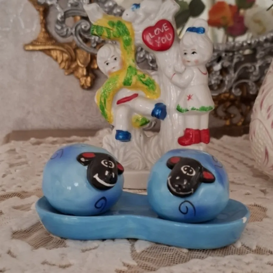 نمکدان قدیمی