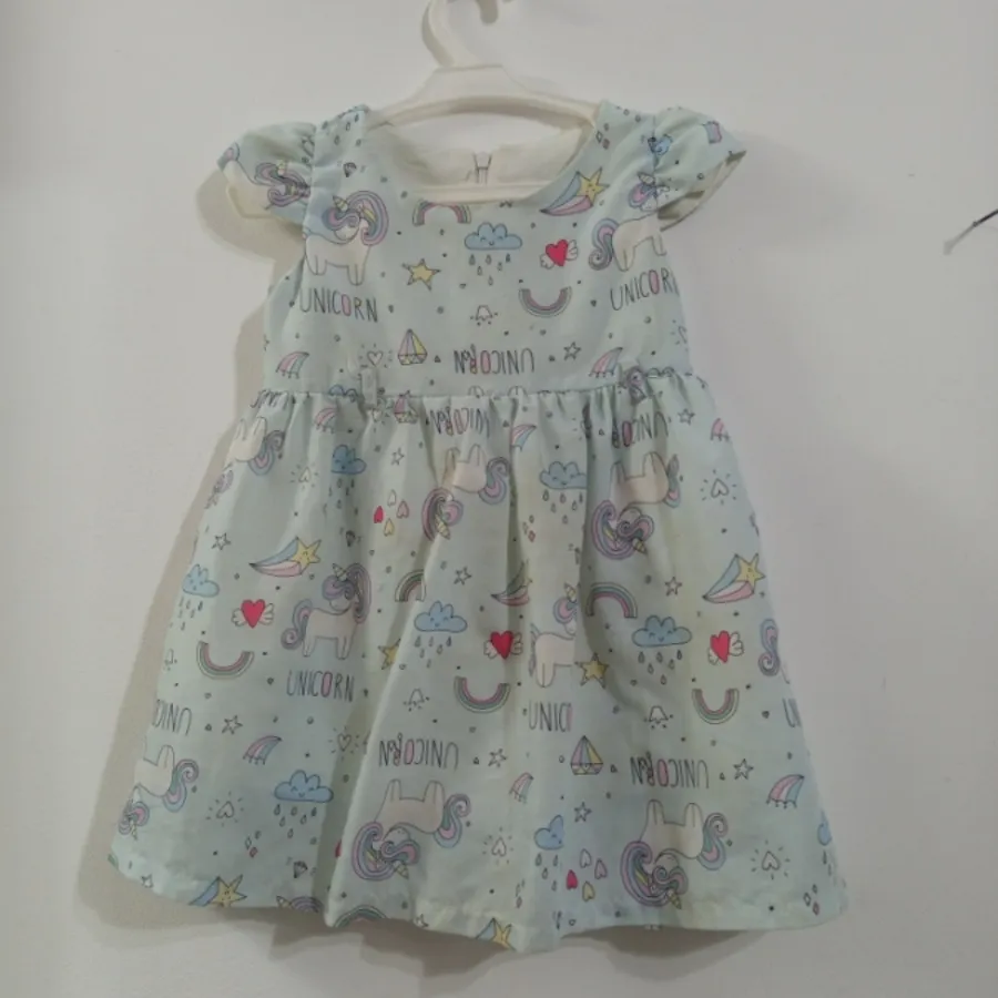 پیراهن بچگانه