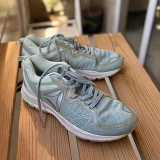 کتونی ریباک در حد نو