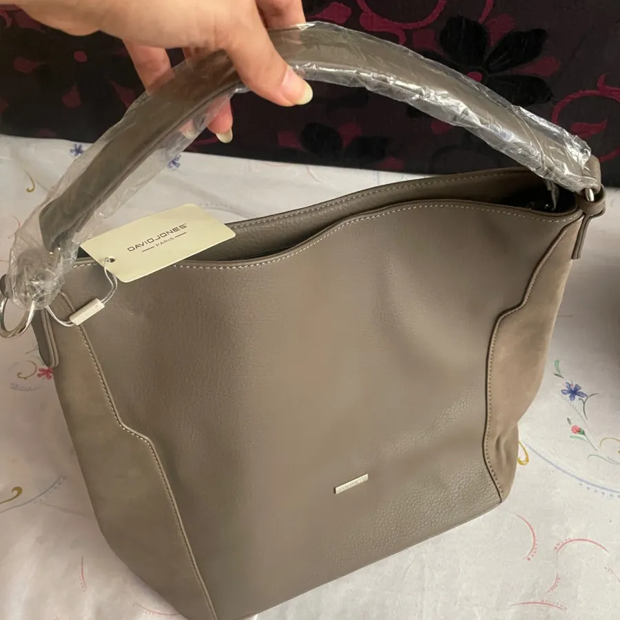 کیف زنانه دوشی دیویدجونز