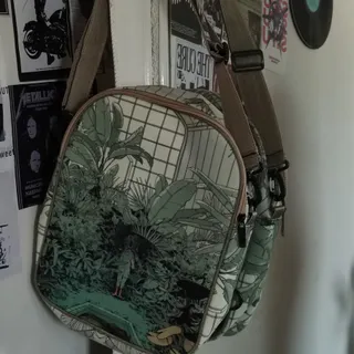 کیف خاص با طرح گیاه