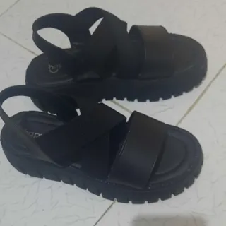 کفش کشدار بسیار راحت