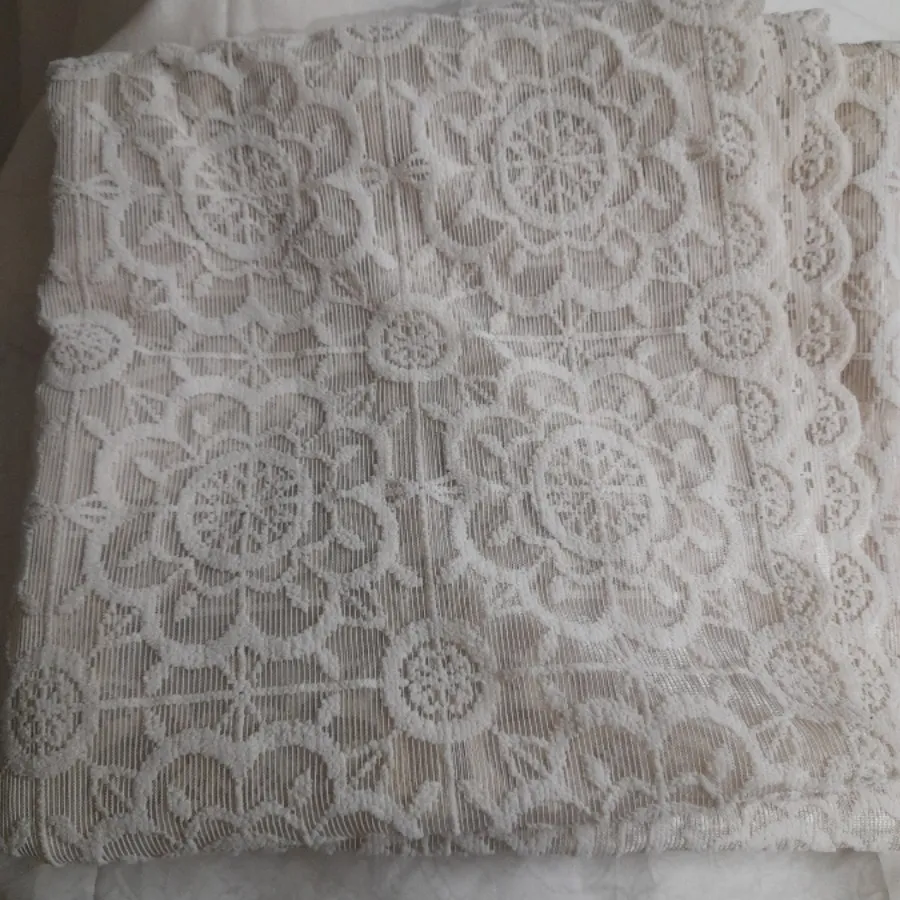 رومیزی دانتل 8 نفره