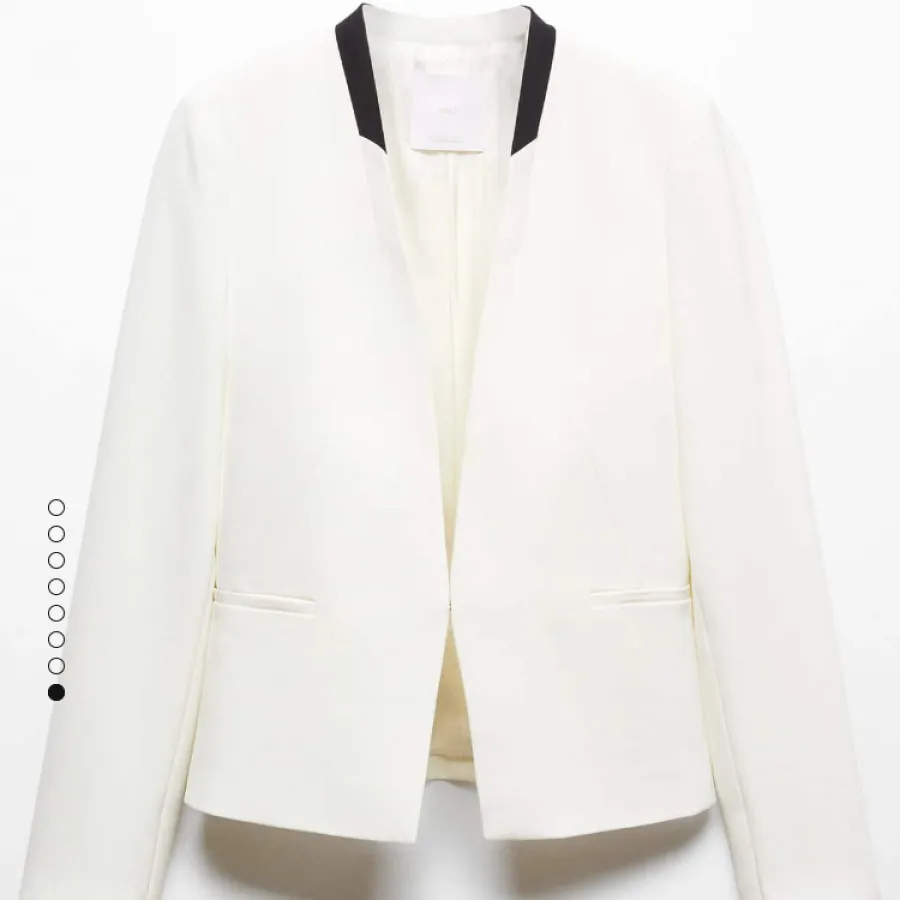 کت سفید منگو