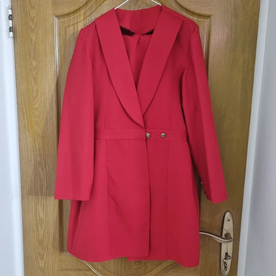 کت وشلوارمازراتی نو