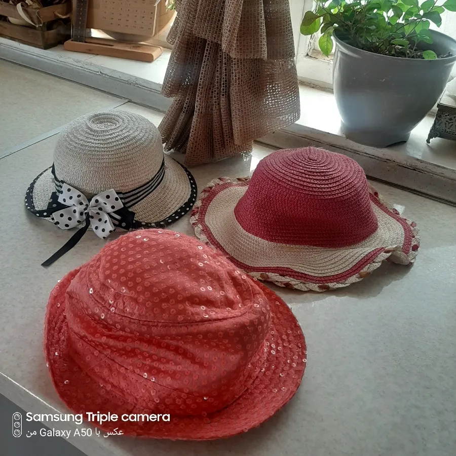 کلاه حصیری ومجلسی