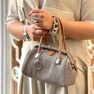 کیف دوشی زنانه