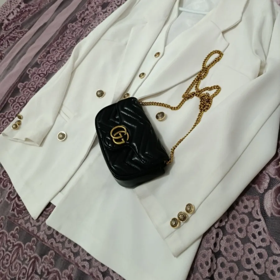 کت و ژیله سفید