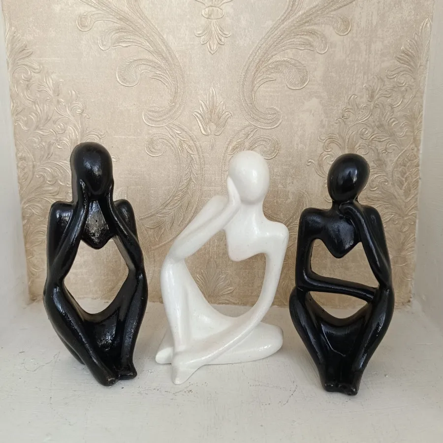 ست متفکر سه تایی