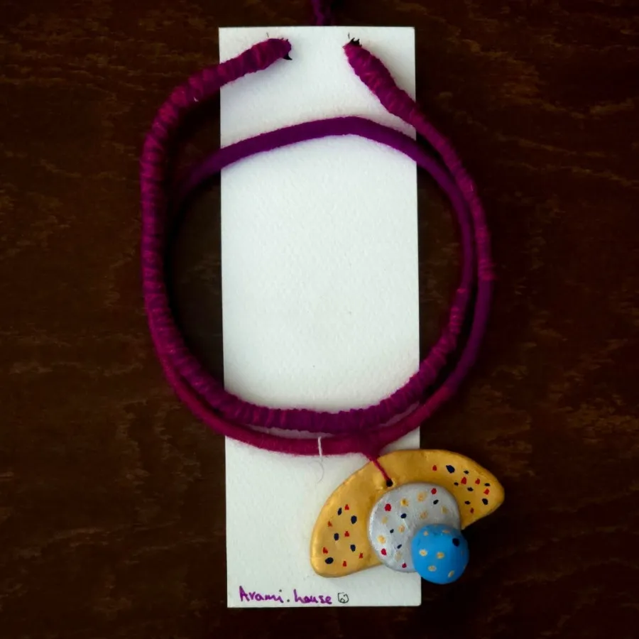 گردنبند طرح نور و نگاه