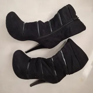 نیم بوت پاشنه دار