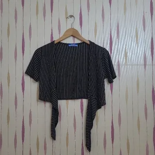 نیم تنه جلو گره ای اروپا