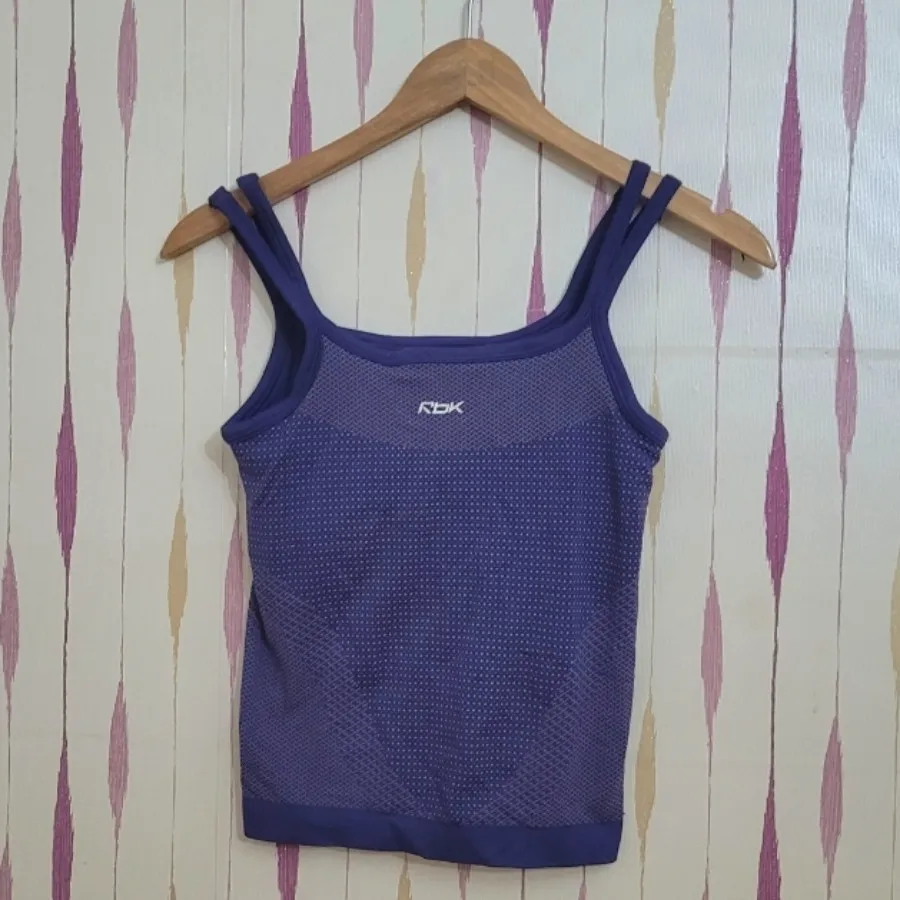 تاپ ورزشی ریبوک