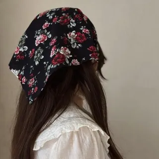 مینی اسکارف