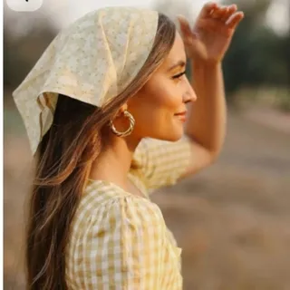 مینی اسکارف انگلیسی