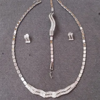 زیورآلات طلا سفید