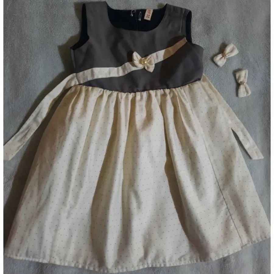 پیراهن بچگانه