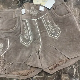 شلوارک باریستایی