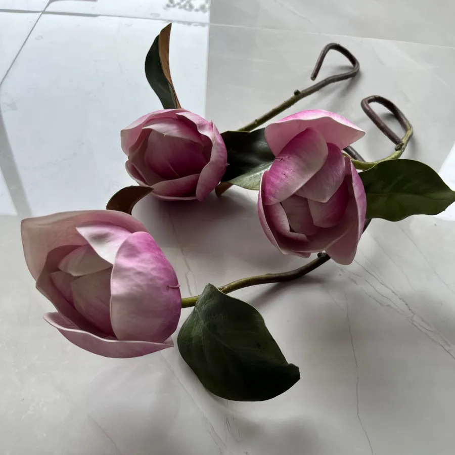 گل مصنوعی دست ساز