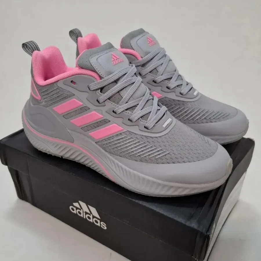 کتونی زنانه آدیداس