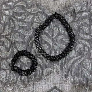 گردنبند و دستبند کشی