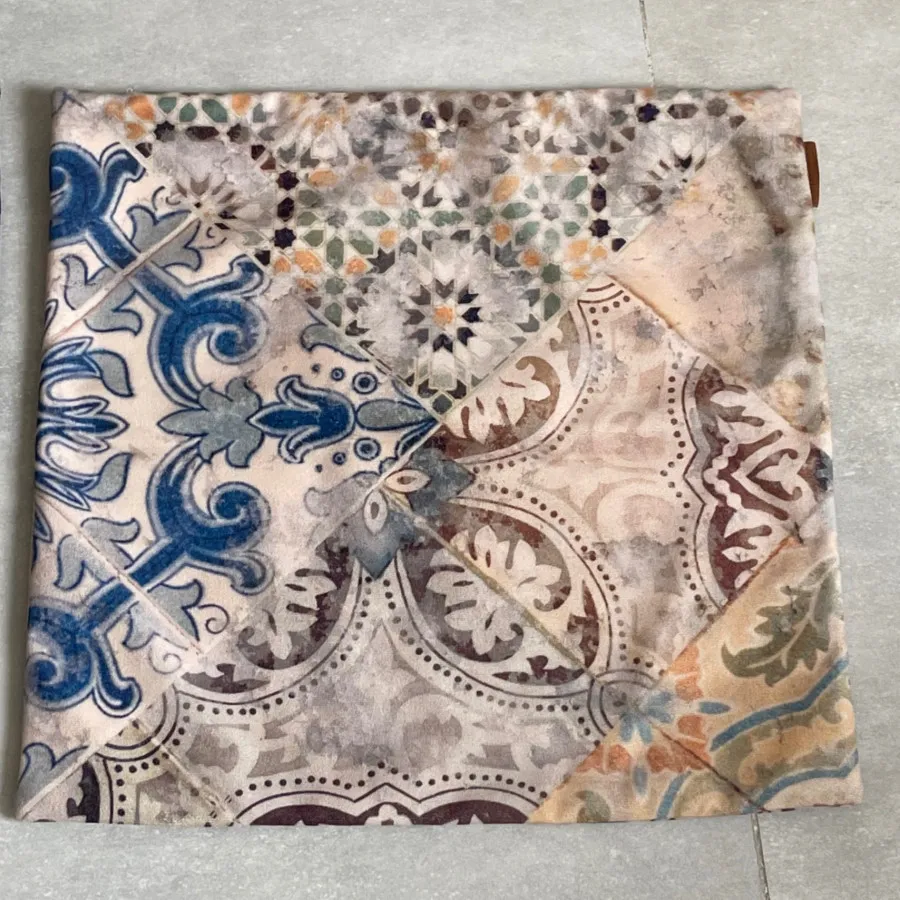 کاور کوسن مخمل