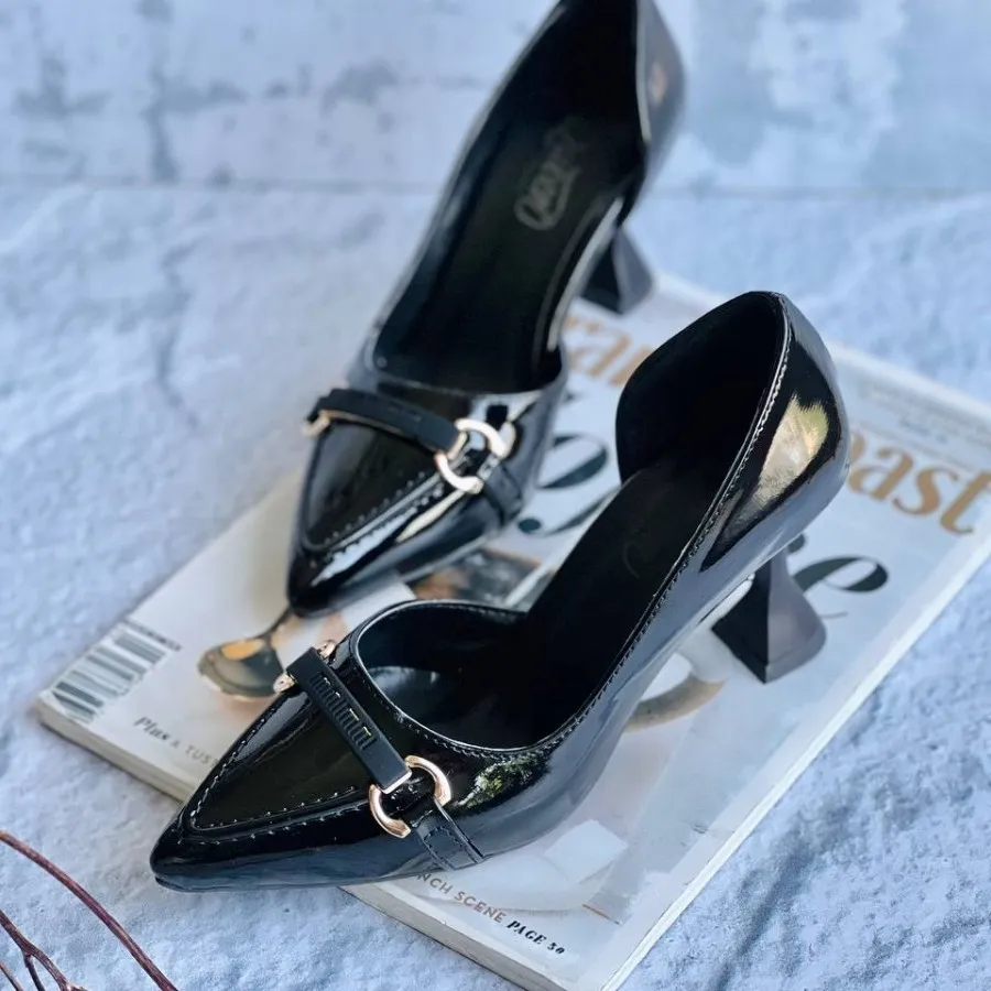 کفش پاشنه بلند شیک