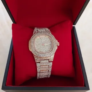 ساعت فول نگین پتک فیلیپ