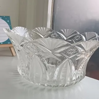 شکلات خوری آجیل خوری