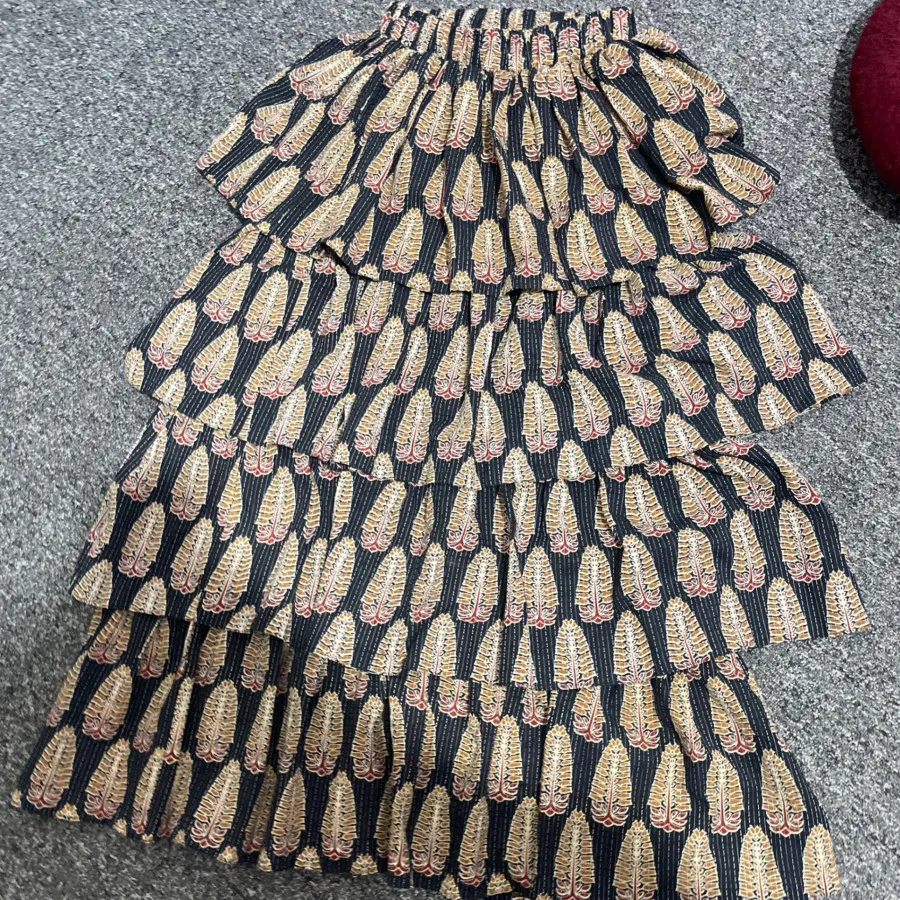 دامن طبقه ای