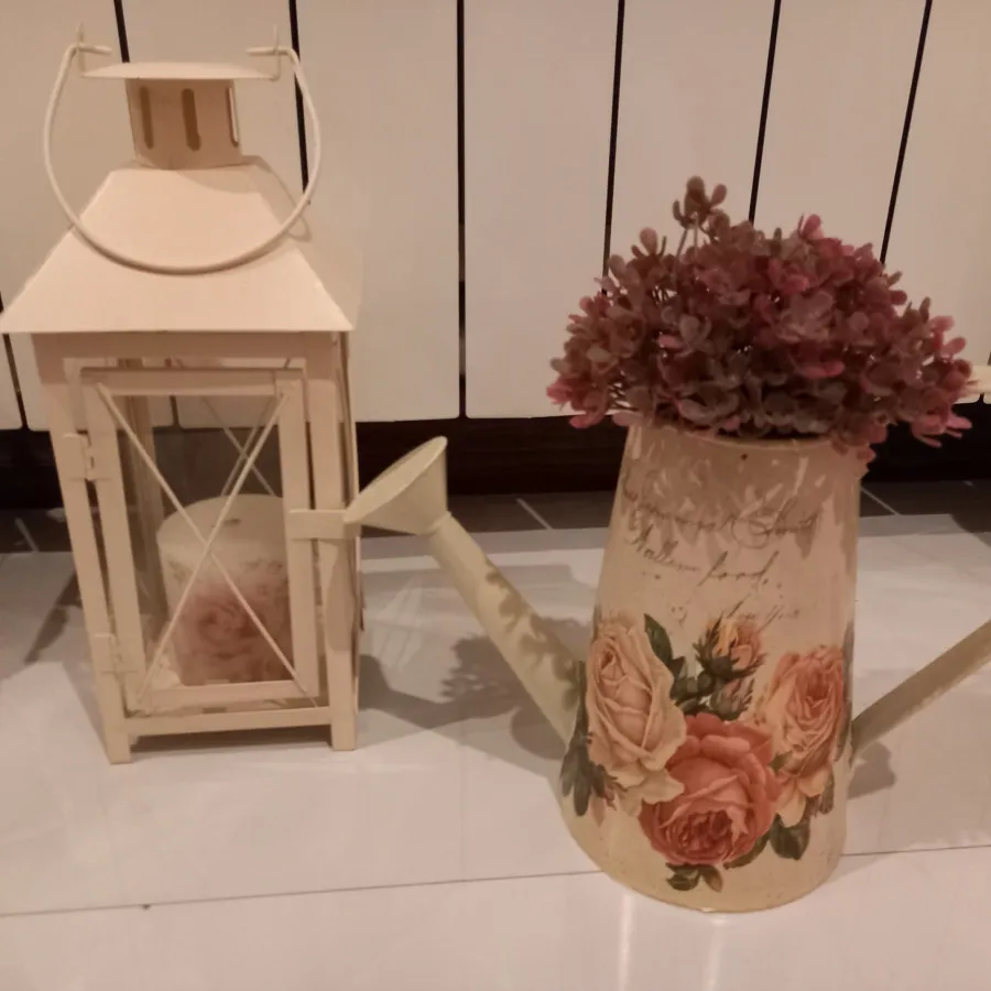 ابپاش و فانوس