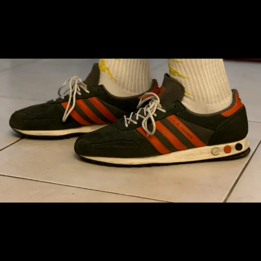 کتونی اورجینال Adidas