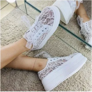 کفش کتونی تک سایز