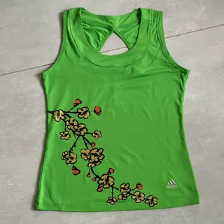 تاپ ورزشی آدیداس