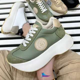 کتونی مدل ورساچه