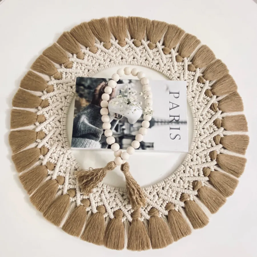 رومیزی گرد مکرومه