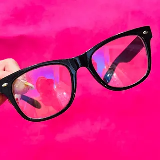 فریم عینک طرح Rayban