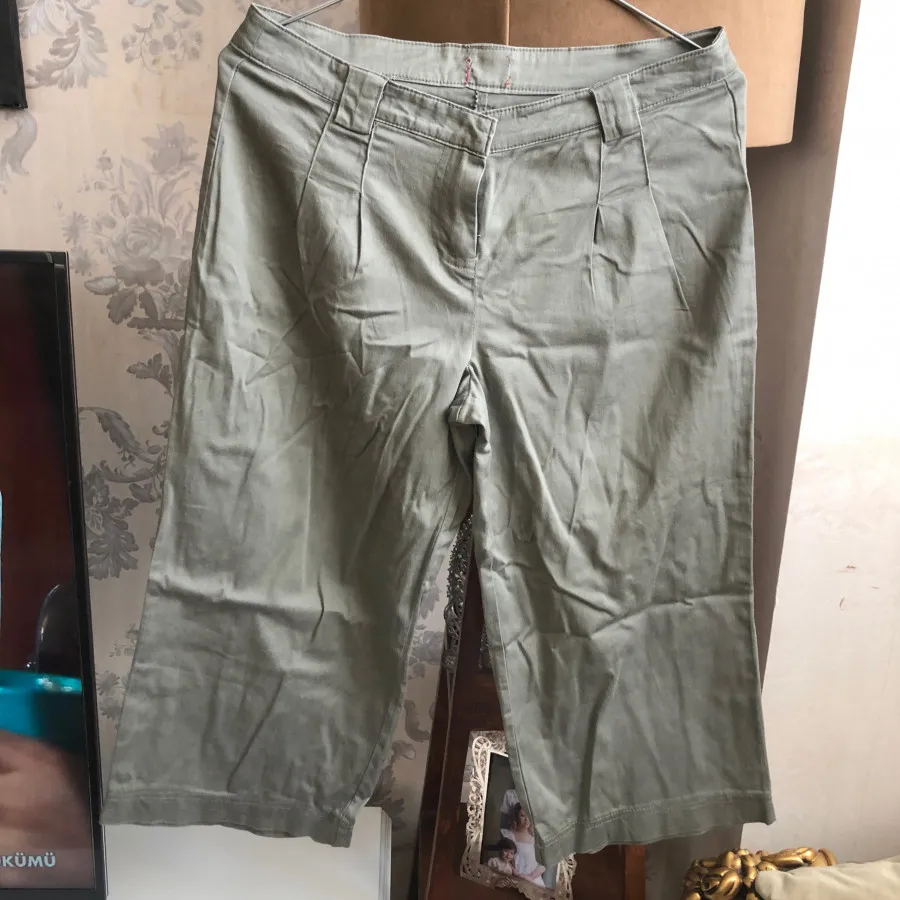 شلوار کوتاه