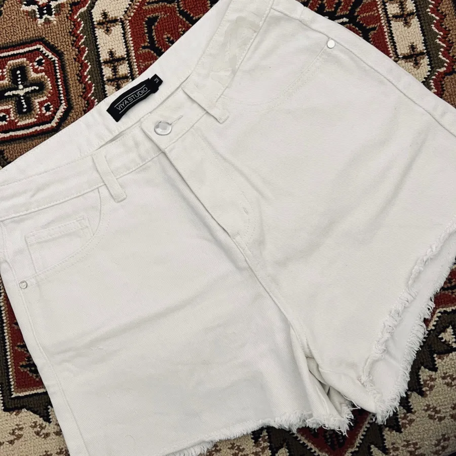 شلوارک جین سفید