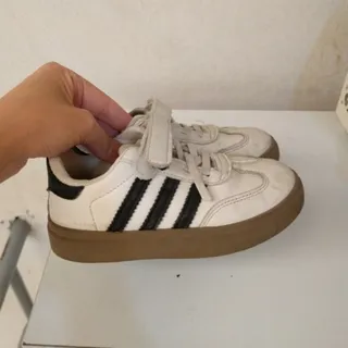 کتونی خارجی