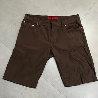 شلوارک برند پیرگاردین