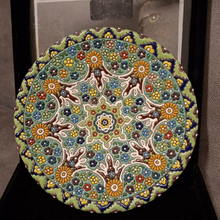 بشقاب میناکاری با جعبه